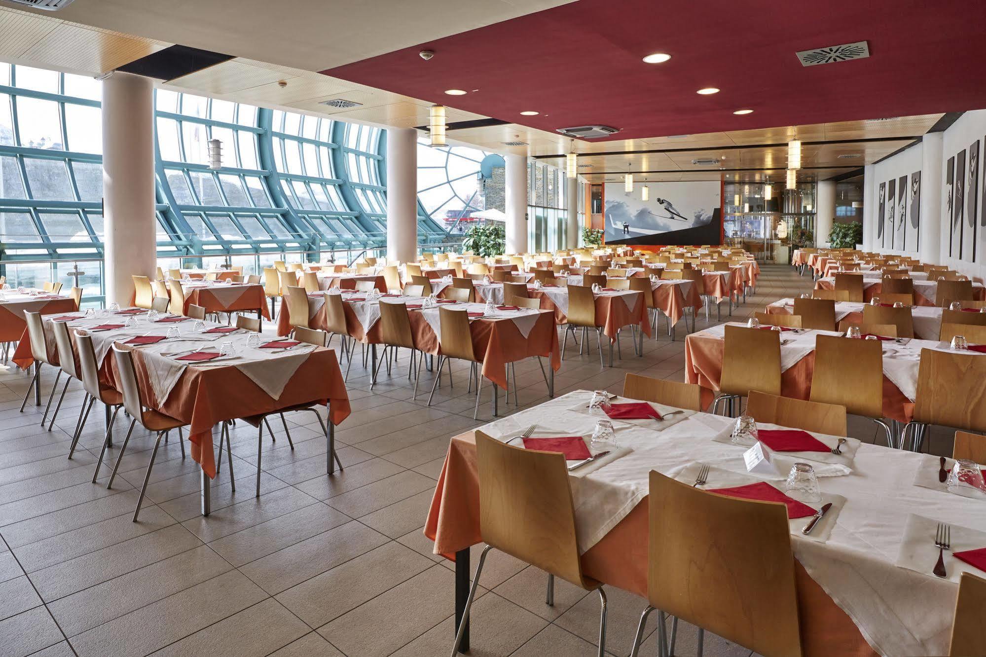 Olimpic Village Th Sestriere Apartments Ngoại thất bức ảnh